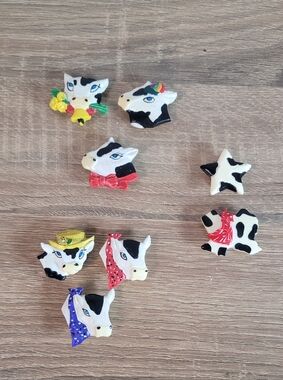 Vintage Playful Cow Button Covers